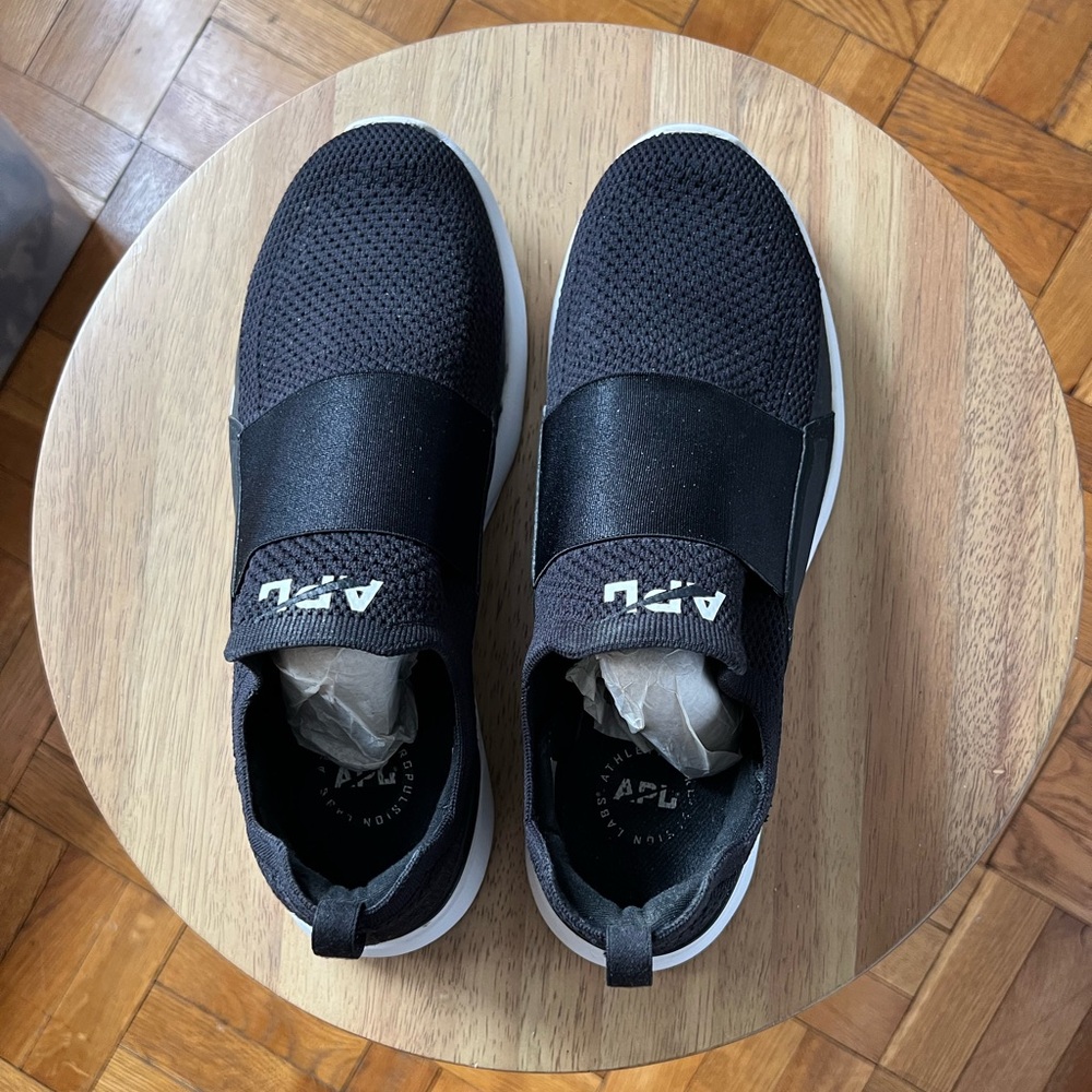 APL TechLoom Bliss sneakers. Black/black/white. Size 10.5